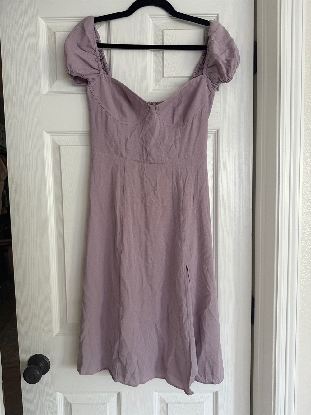 Aritzia Lavender Puff-Sleeve Midi Dress